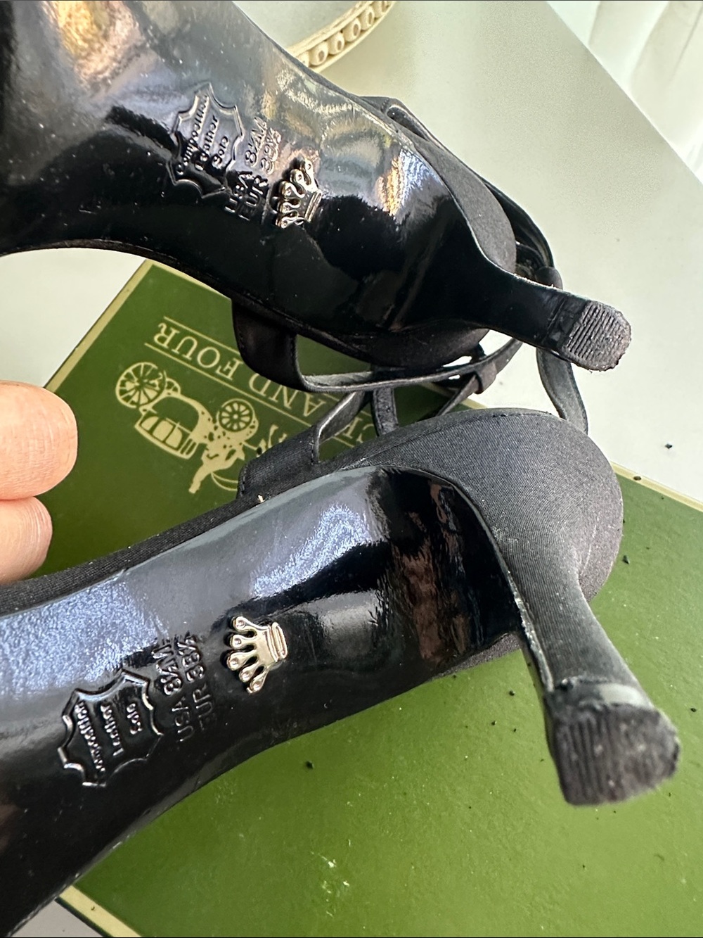 ANNA New York Black Pointed-Toe Slingback Heels with Bow - Picture 9 of 9